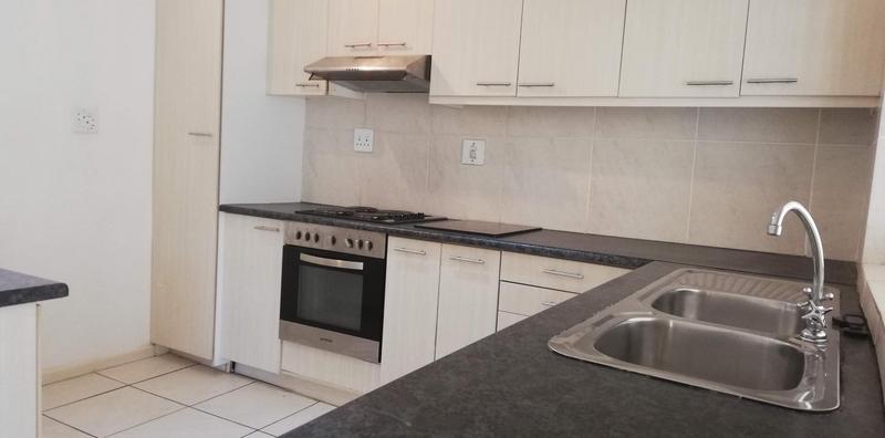 To Let 3 Bedroom Property for Rent in Dobson Western Cape